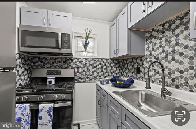 1738 MARGARET, Philadelphia, PA 19124