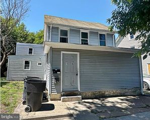 16 S NEW ST #APT 1, Dover, DE 19904