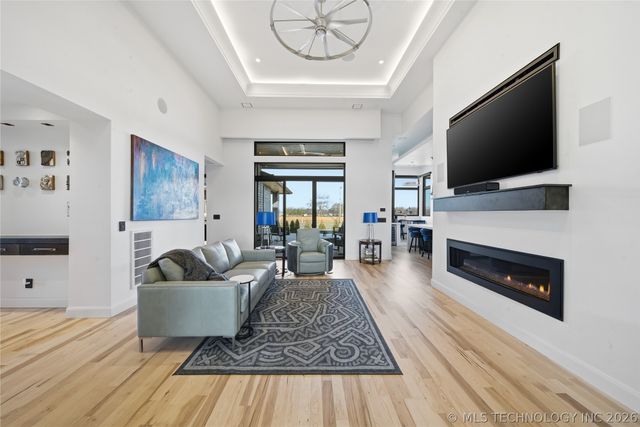 9696 E 161st Street S, Bixby, OK 74008