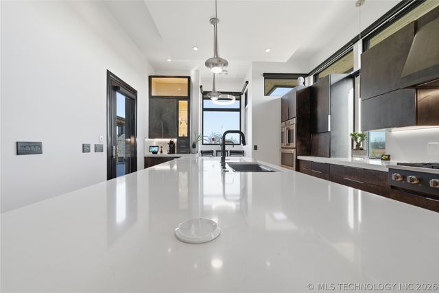 9696 E 161st Street S, Bixby, OK 74008