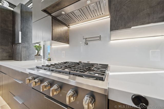 9696 E 161st Street S, Bixby, OK 74008