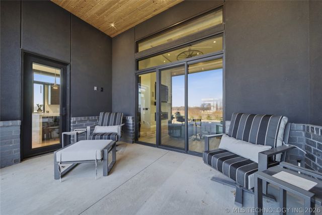 9696 E 161st Street S, Bixby, OK 74008