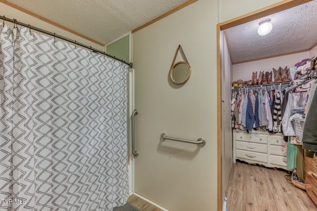 125 Roaming Drive, Chuckey, TN 37641