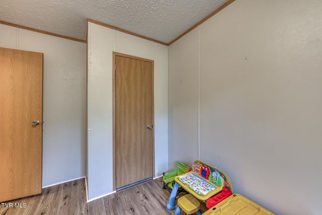 125 Roaming Drive, Chuckey, TN 37641
