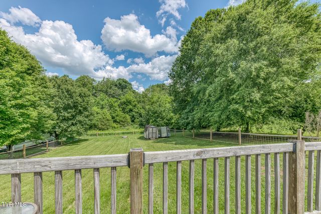 125 Roaming Drive, Chuckey, TN 37641