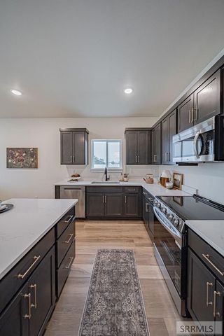 3834 Mountain Bluebird Way, Ammon, ID 83406