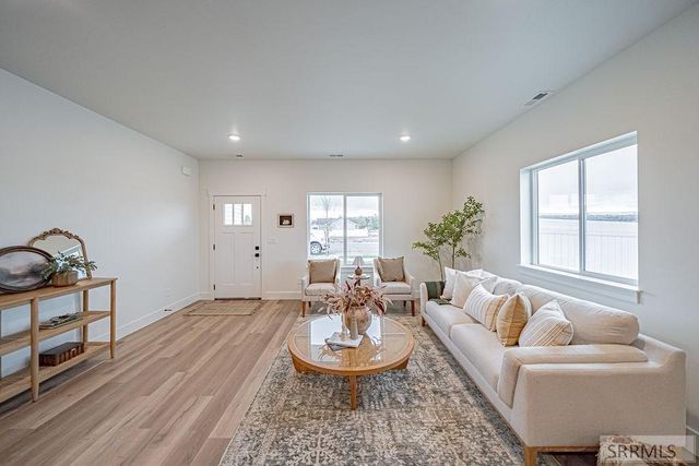 3834 Mountain Bluebird Way, Ammon, ID 83406