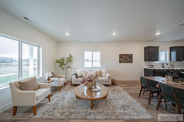 3834 Mountain Bluebird Way, Ammon, ID 83406