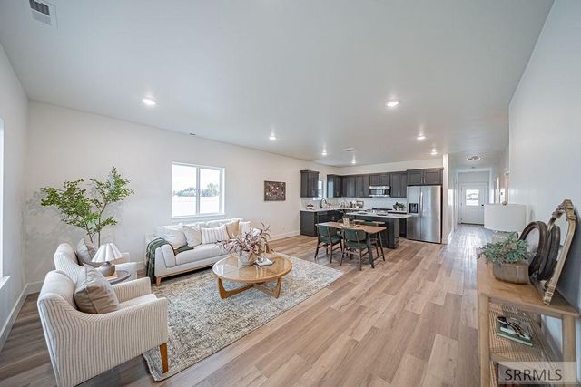 3834 Mountain Bluebird Way, Ammon, ID 83406