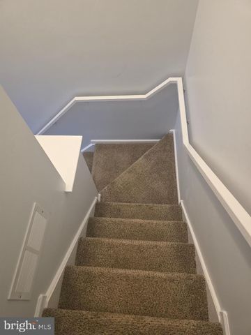 2602 SAXONY DR, Mount Laurel, NJ 08054