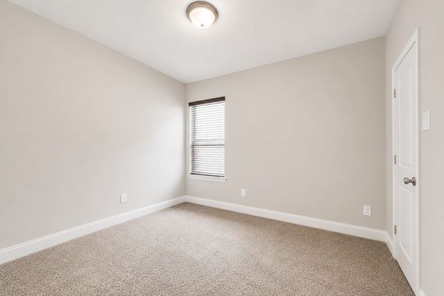 411 N Dwight Avenue, Dallas, TX 75211