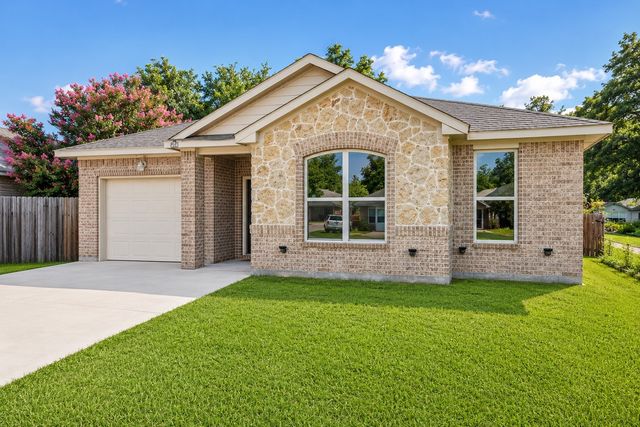 411 N Dwight Avenue, Dallas, TX 75211