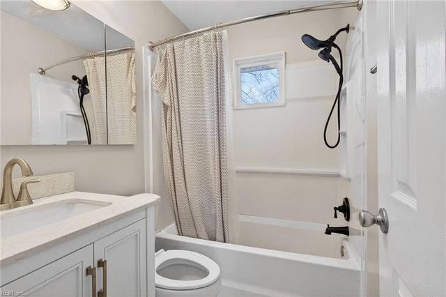 803 Townsend Ct, Norfolk, VA 23502