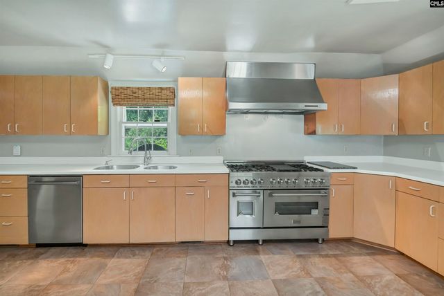 723 Hampton Hill Road, Columbia, SC 29209