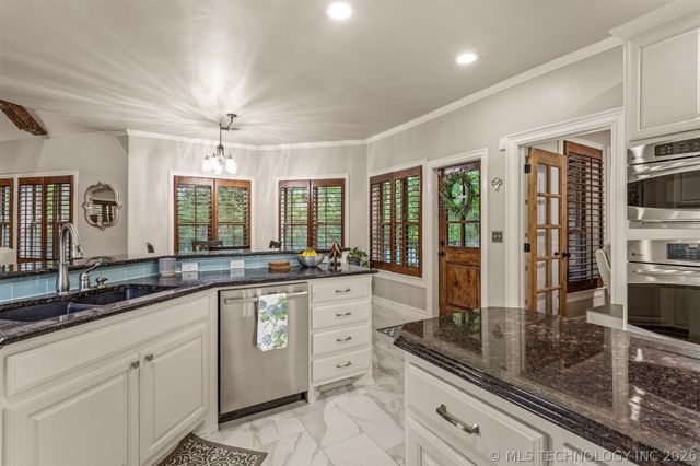 13711 S 18th Street, Bixby, OK 74008