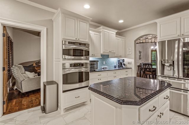 13711 S 18th Street, Bixby, OK 74008