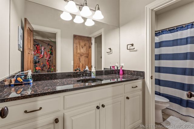 13711 S 18th Street, Bixby, OK 74008