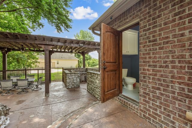 13711 S 18th Street, Bixby, OK 74008