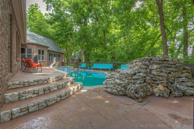 13711 S 18th Street, Bixby, OK 74008