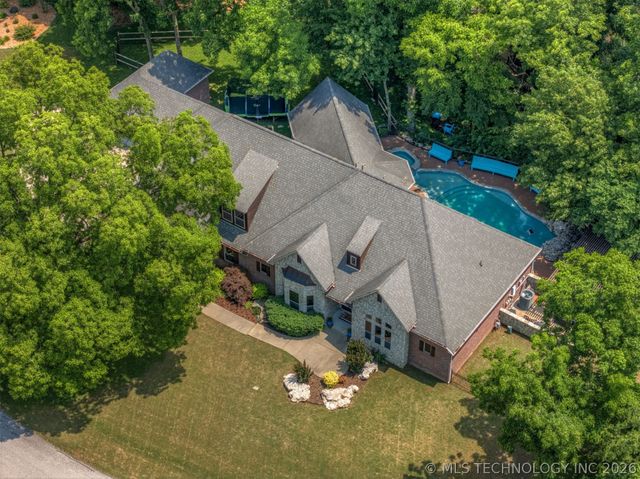 13711 S 18th Street, Bixby, OK 74008