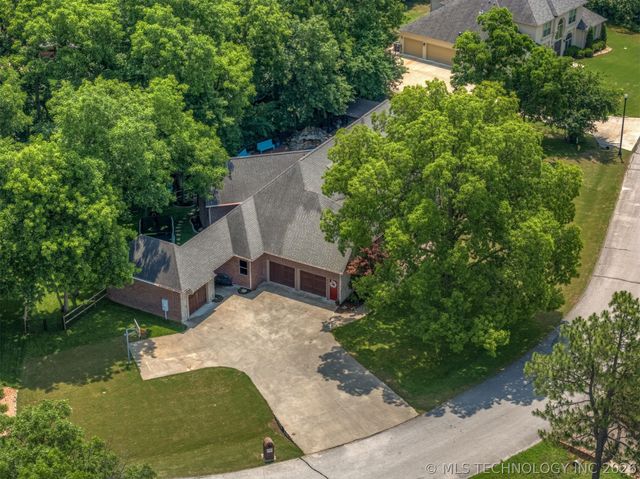 13711 S 18th Street, Bixby, OK 74008