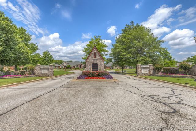 13711 S 18th Street, Bixby, OK 74008