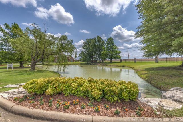 13711 S 18th Street, Bixby, OK 74008