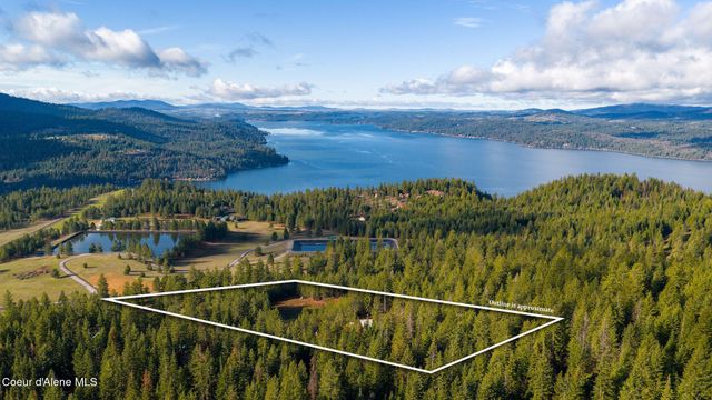 14058 S Carlin Bay Rd, Harrison, ID 83833