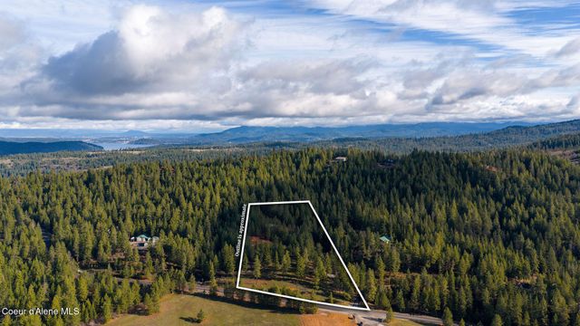 14058 S Carlin Bay Rd, Harrison, ID 83833