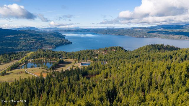 14058 S Carlin Bay Rd, Harrison, ID 83833