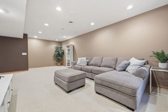 13242 Aberdeen Street NE, Blaine, MN 55449