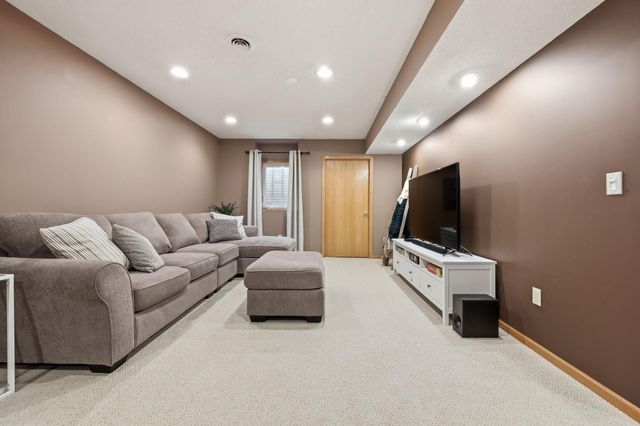 13242 Aberdeen Street NE, Blaine, MN 55449