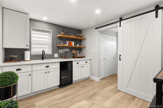 166 Pratt Street, West Babylon, NY 11704