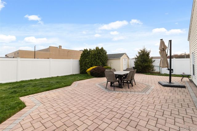 166 Pratt Street, West Babylon, NY 11704