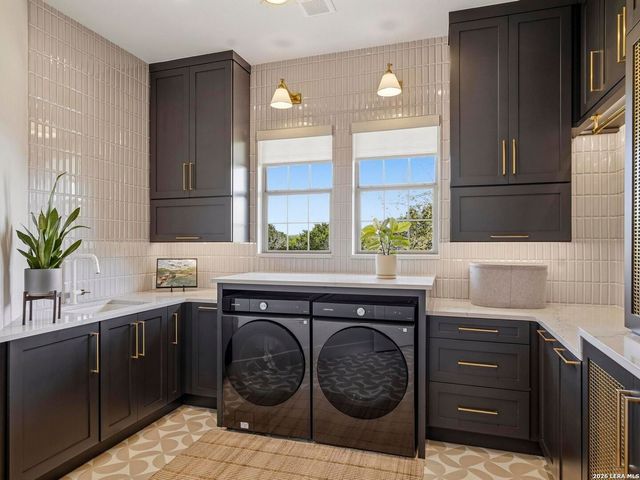 102 Santa Fe Trl, Boerne, TX 78006
