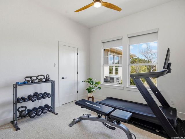 102 Santa Fe Trl, Boerne, TX 78006