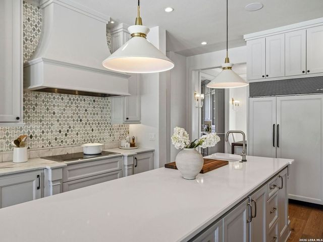 102 Santa Fe Trl, Boerne, TX 78006