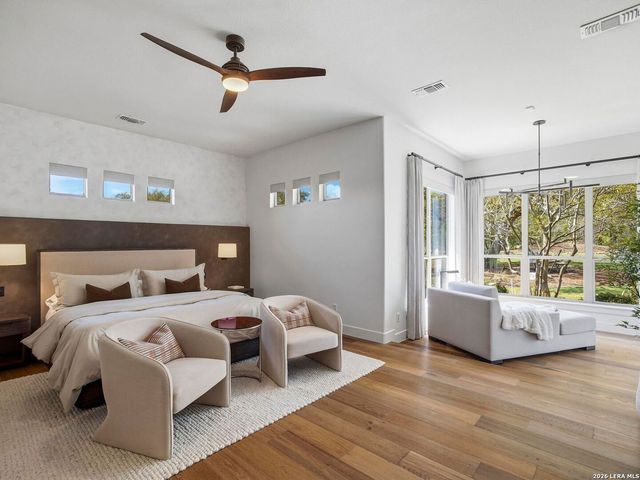 102 Santa Fe Trl, Boerne, TX 78006