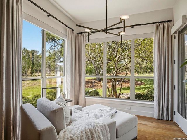 102 Santa Fe Trl, Boerne, TX 78006