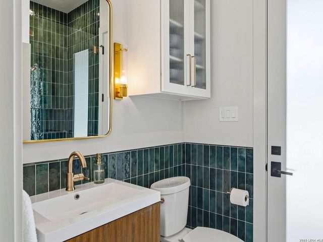 102 Santa Fe Trl, Boerne, TX 78006