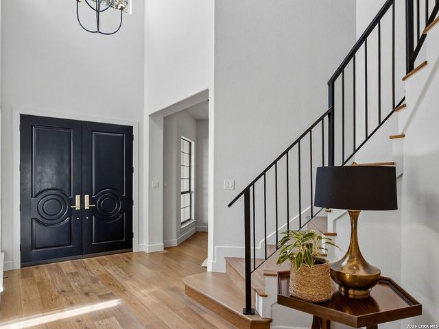 102 Santa Fe Trl, Boerne, TX 78006