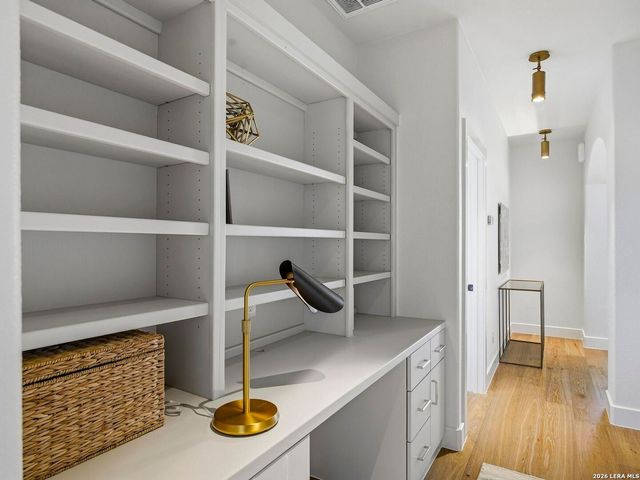 102 Santa Fe Trl, Boerne, TX 78006