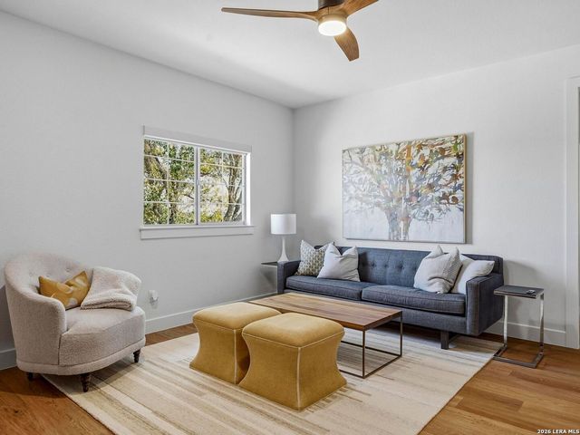 102 Santa Fe Trl, Boerne, TX 78006