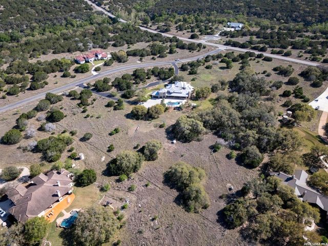 102 Santa Fe Trl, Boerne, TX 78006