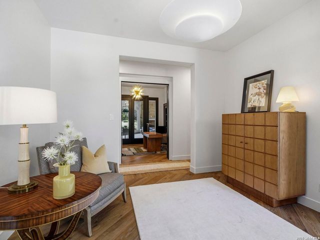 102 Santa Fe Trl, Boerne, TX 78006