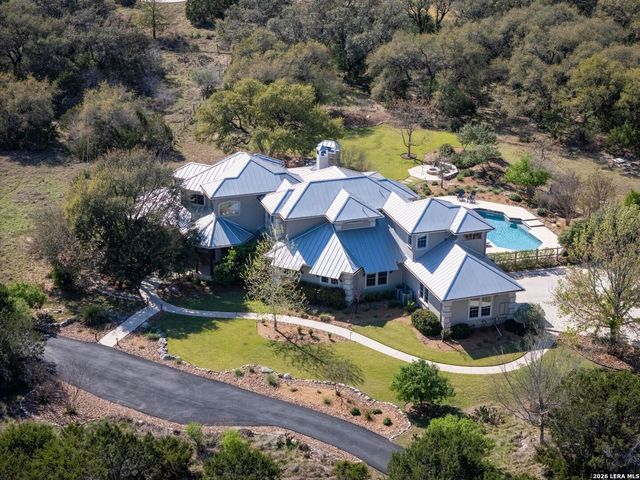 102 Santa Fe Trl, Boerne, TX 78006