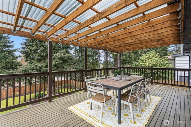 16358 Ashworth Avenue N, Shoreline, WA 98133