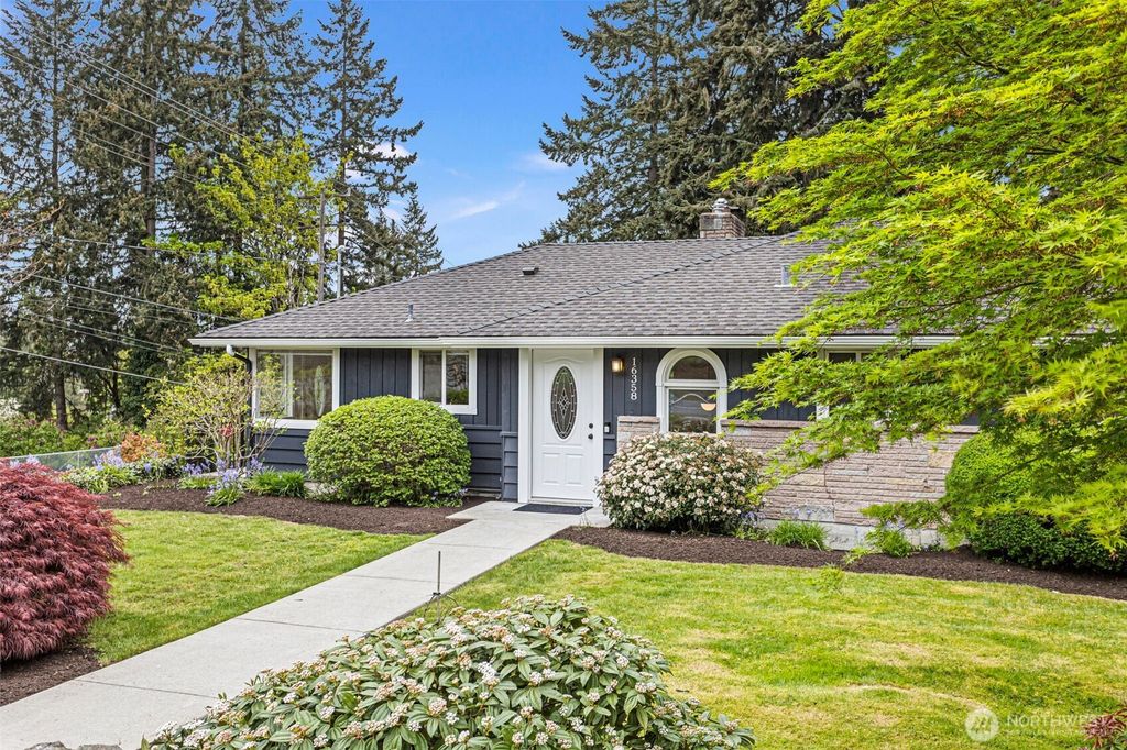 16358 Ashworth Avenue N, Shoreline, WA 98133