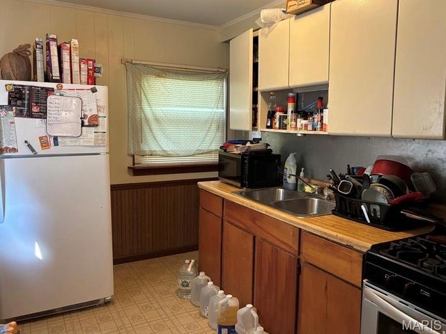 16 Rusty Wil Drive, Belleville, IL 62220