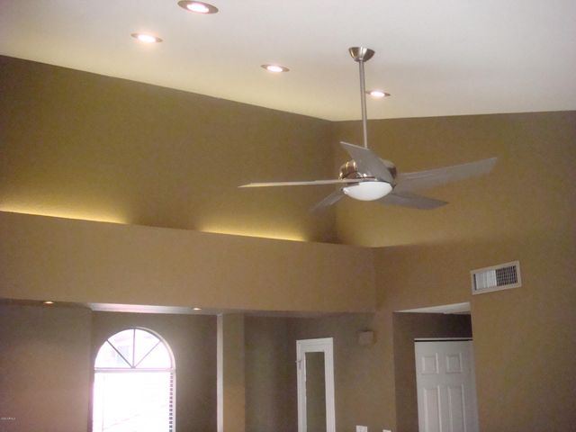 5640 E BELL Road 1022, Scottsdale, AZ 85254